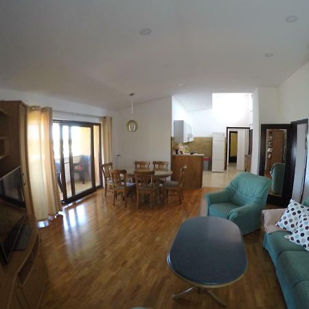 Apartman Koralj Lejlighed Pula Eksteriør billede